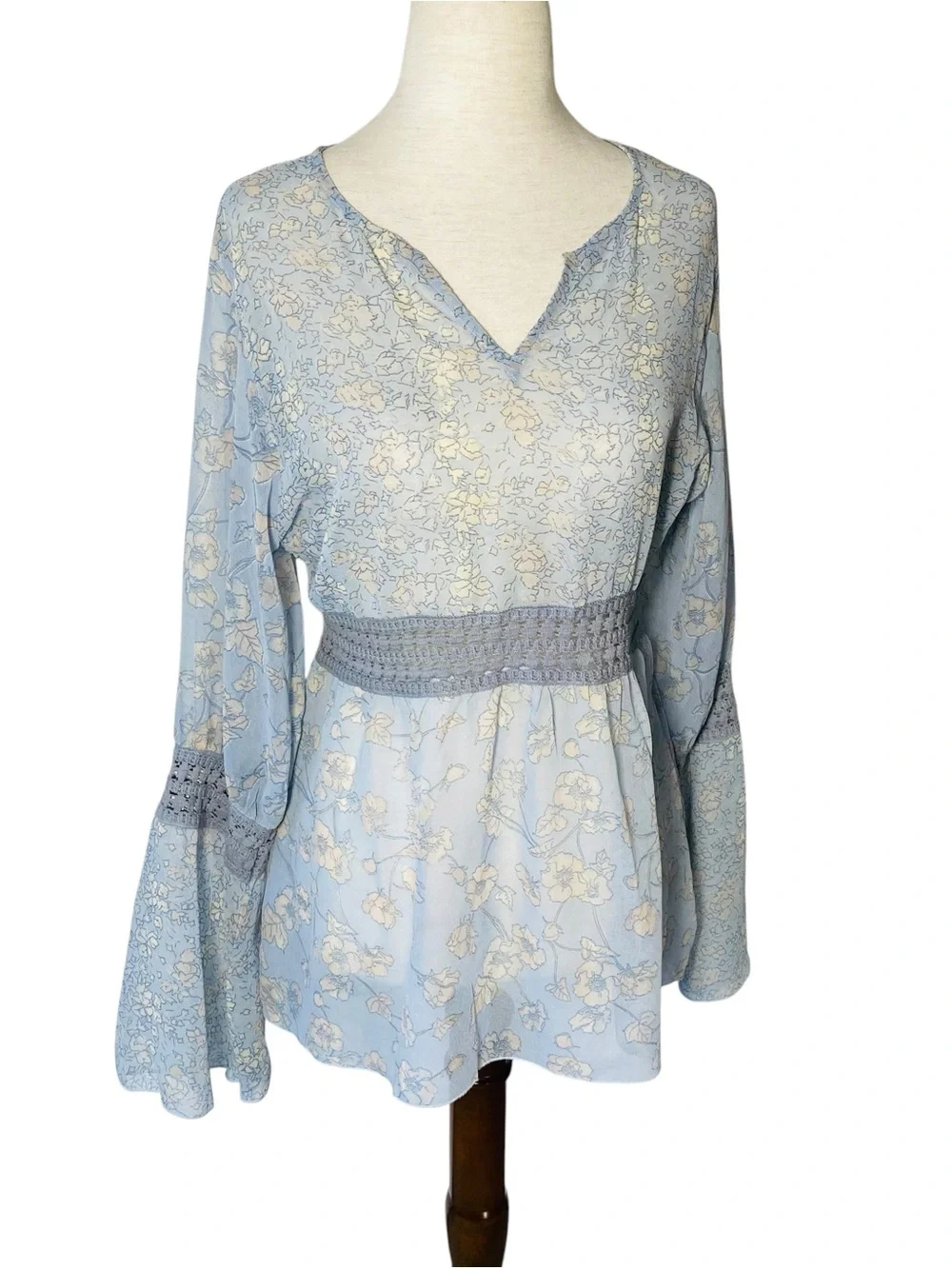 VINTAGE LAAZA Sheer Floral Bell Sleeve Top - Picture 2 of 6